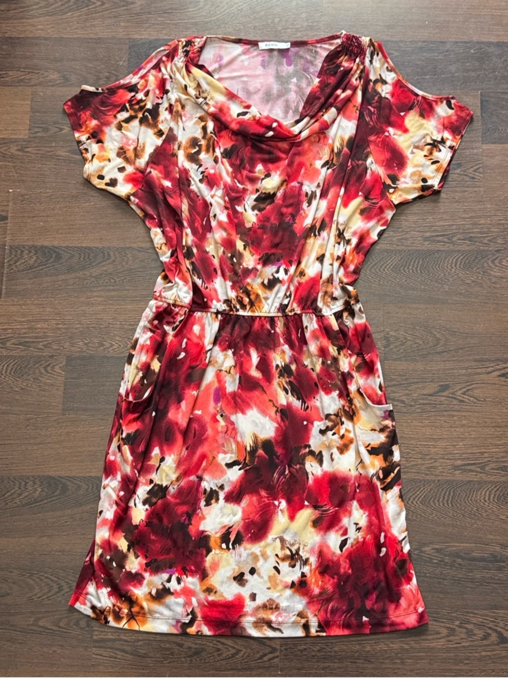 Ricki’s Cold Shoulder Slouch Neckline Dress Red Large